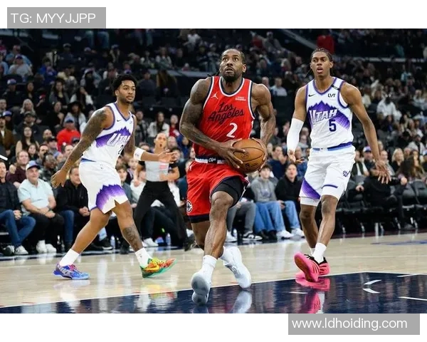 伦纳德拿45分破俩纪录,快船六连胜!这场看清六个球员